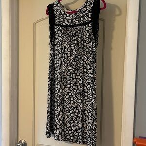 LOFT Black and White Floral Dress
